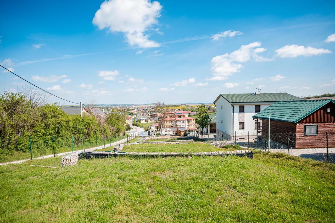 Gabion Garden Hotel Podhájska Екстериор снимка